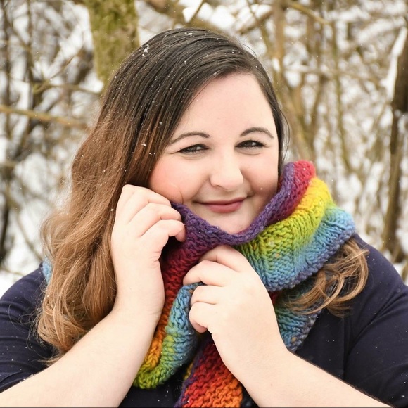 Meet your Posher, Natasha - Picture 2 of 2